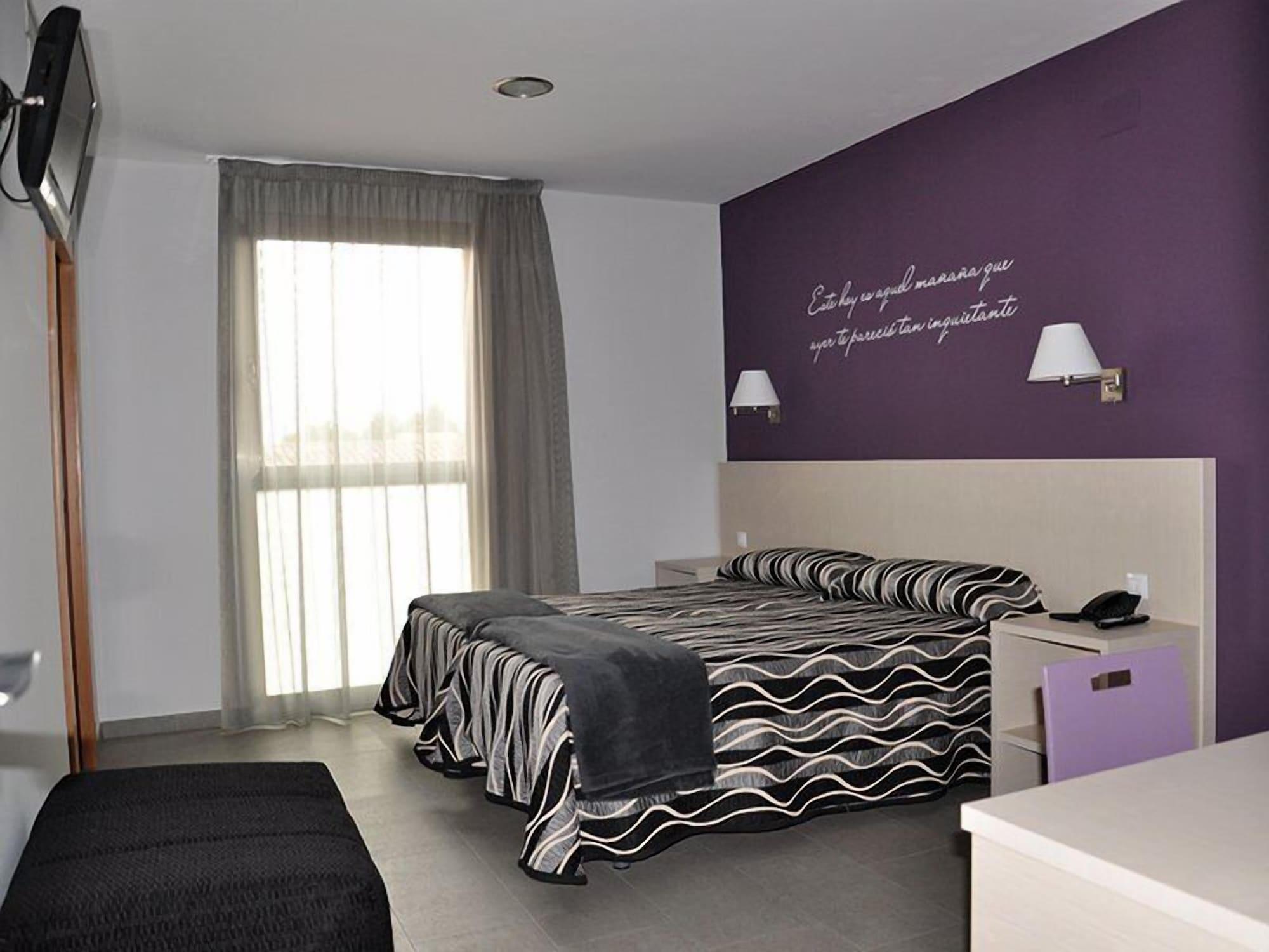 Hotel Hm Альфаро Екстер'єр фото